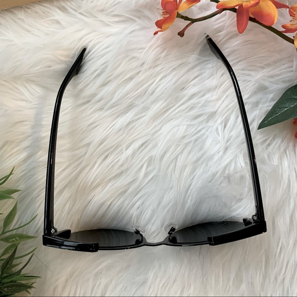 2/$30 🆕 Cat Eye Black Frame Sunglasses - Picture 7 of 8